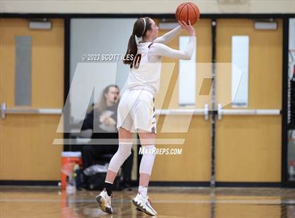 Thumbnail 2 in Mt. Gilead vs. Berne Union (OHSAA D4 District Semifinal) photogallery.