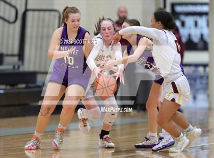 Thumbnail 1 in Mt. Gilead vs. Berne Union (OHSAA D4 District Semifinal) photogallery.