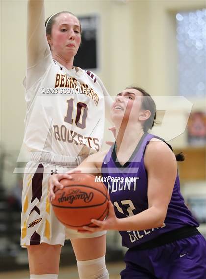 Thumbnail 1 in Mt. Gilead vs. Berne Union (OHSAA D4 District Semifinal) photogallery.