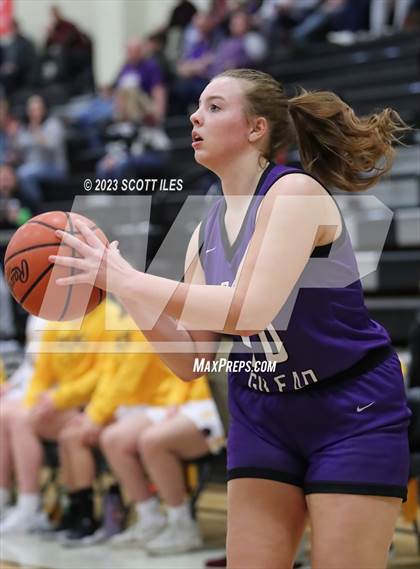 Thumbnail 2 in Mt. Gilead vs. Berne Union (OHSAA D4 District Semifinal) photogallery.