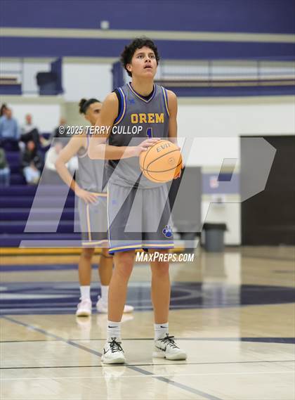 Thumbnail 3 in Mountain View vs. Orem (Corner Canyon Tournament of Champions) photogallery.