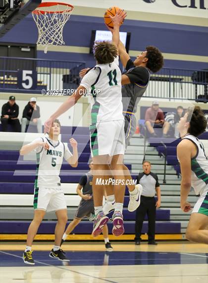 Thumbnail 2 in Mountain View vs. Orem (Corner Canyon Tournament of Champions) photogallery.