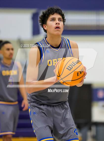 Thumbnail 2 in Mountain View vs. Orem (Corner Canyon Tournament of Champions) photogallery.