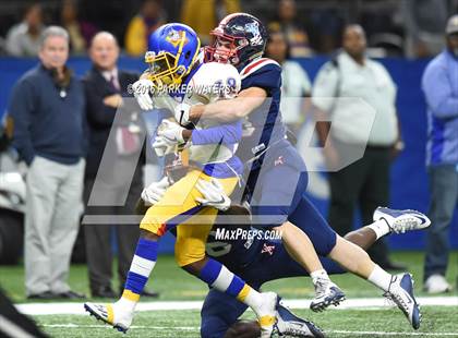 Thumbnail 1 in Landry-Walker vs. West Monroe (LHSAA Class 5A Final) photogallery.