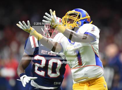 Thumbnail 1 in Landry-Walker vs. West Monroe (LHSAA Class 5A Final) photogallery.