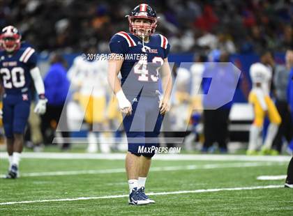 Thumbnail 2 in Landry-Walker vs. West Monroe (LHSAA Class 5A Final) photogallery.