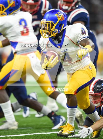Thumbnail 3 in Landry-Walker vs. West Monroe (LHSAA Class 5A Final) photogallery.