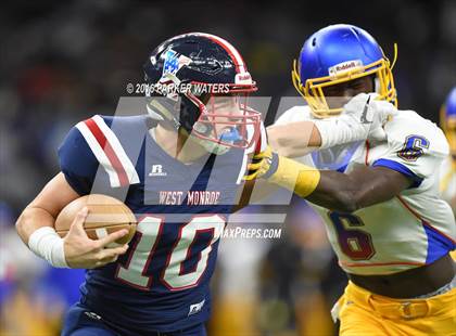 Thumbnail 1 in Landry-Walker vs. West Monroe (LHSAA Class 5A Final) photogallery.