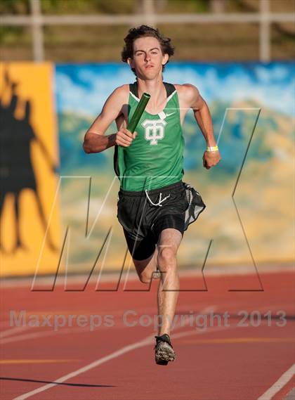 Thumbnail 3 in 2013 Ventura Invitational Boys 4X400 Relay photogallery.