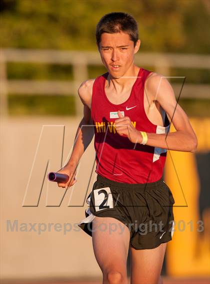 Thumbnail 2 in 2013 Ventura Invitational Boys 4X400 Relay photogallery.