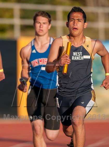 Thumbnail 1 in 2013 Ventura Invitational Boys 4X400 Relay photogallery.