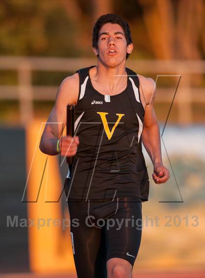 Thumbnail 2 in 2013 Ventura Invitational Boys 4X400 Relay photogallery.