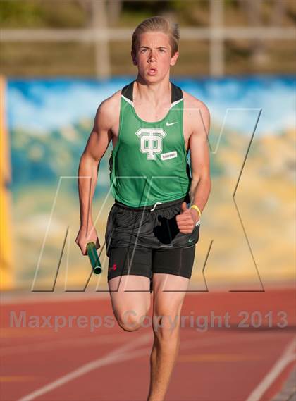 Thumbnail 3 in 2013 Ventura Invitational Boys 4X400 Relay photogallery.
