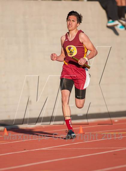 Thumbnail 2 in 2013 Ventura Invitational Boys 4X400 Relay photogallery.