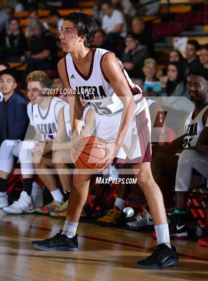 Thumbnail 2 in Dos Pueblos vs. JSerra Catholic (Nike Extravaganza) photogallery.