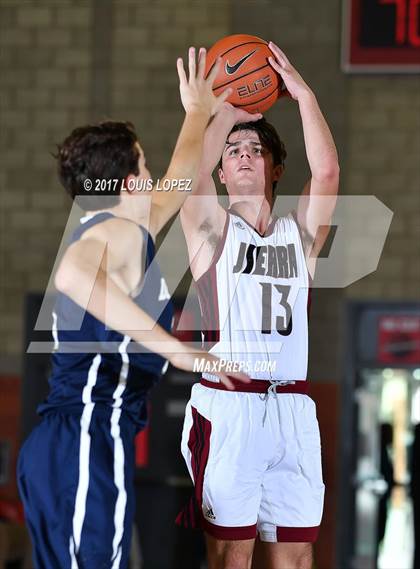 Thumbnail 3 in Dos Pueblos vs. JSerra Catholic (Nike Extravaganza) photogallery.