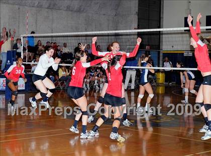 Thumbnail 1 in Laguna Blanca vs. Whittier Christian (CIF SS 4AA Final) photogallery.