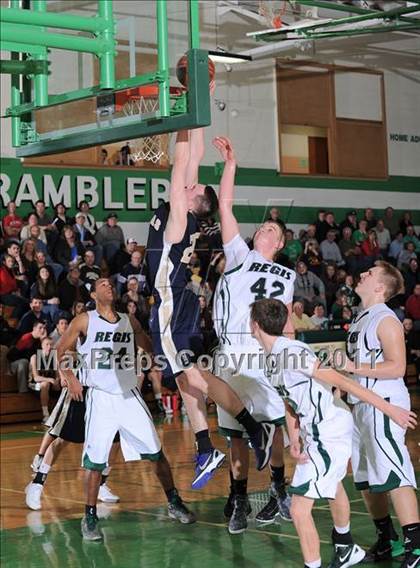 Thumbnail 1 in Regis vs. Aquinas photogallery.