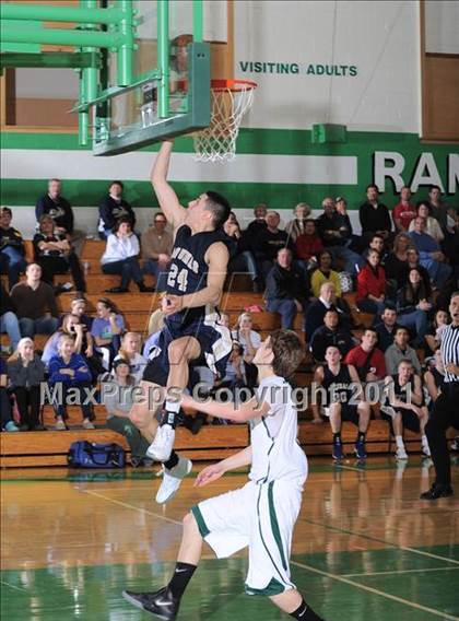Thumbnail 1 in Regis vs. Aquinas photogallery.