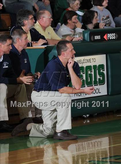 Thumbnail 1 in Regis vs. Aquinas photogallery.