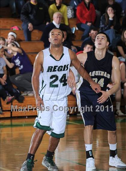 Thumbnail 3 in Regis vs. Aquinas photogallery.