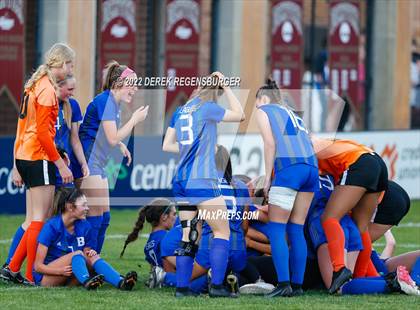 Thumbnail 2 in Columbine vs Broomfield (CHSAA 5A Semifinal) photogallery.