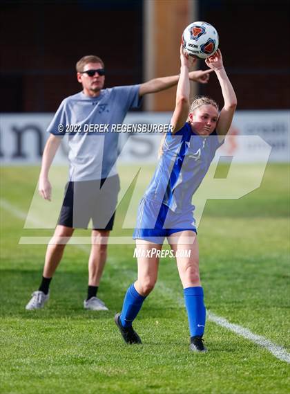 Thumbnail 1 in Columbine vs Broomfield (CHSAA 5A Semifinal) photogallery.