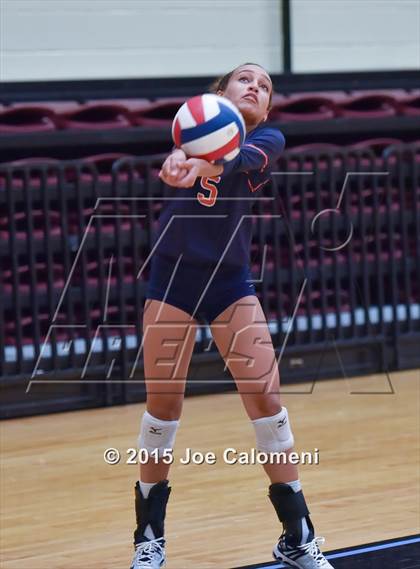 Thumbnail 2 in Reagan [Ronald] Vs Brandeis (NEISD Tournament) photogallery.