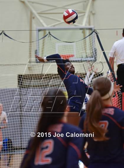 Thumbnail 2 in Reagan [Ronald] Vs Brandeis (NEISD Tournament) photogallery.