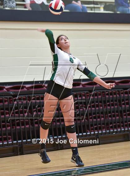 Thumbnail 3 in Reagan [Ronald] Vs Brandeis (NEISD Tournament) photogallery.