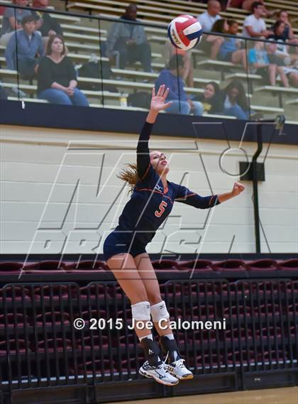 Thumbnail 3 in Reagan [Ronald] Vs Brandeis (NEISD Tournament) photogallery.