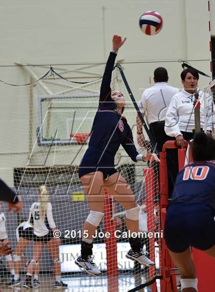 Thumbnail 1 in Reagan [Ronald] Vs Brandeis (NEISD Tournament) photogallery.