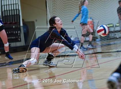 Thumbnail 1 in Reagan [Ronald] Vs Brandeis (NEISD Tournament) photogallery.