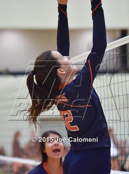 Thumbnail 2 in Reagan [Ronald] Vs Brandeis (NEISD Tournament) photogallery.