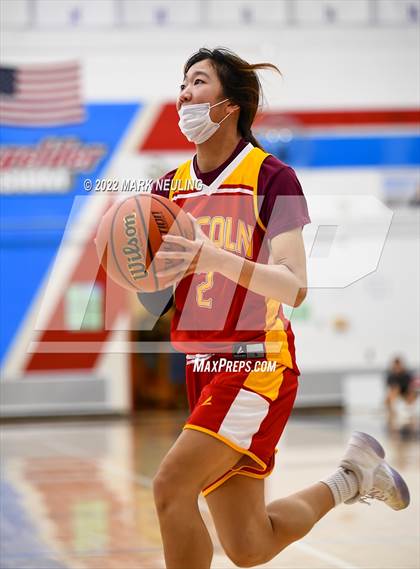 Thumbnail 1 in Lincoln @ Hillsdale photogallery.