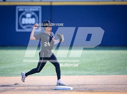Thumbnail 2 in JSerra Catholic @ Notre Dame (SO) photogallery.