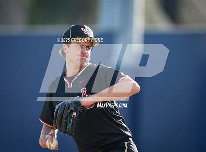 Thumbnail 3 in JSerra Catholic @ Notre Dame (SO) photogallery.