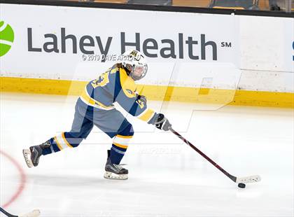 Thumbnail 2 in Austin Prep vs Wellesley (MAA Division 2 State Final) photogallery.