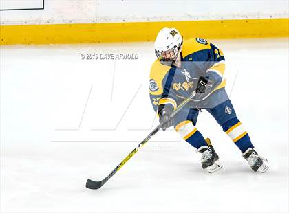 Thumbnail 2 in Austin Prep vs Wellesley (MAA Division 2 State Final) photogallery.
