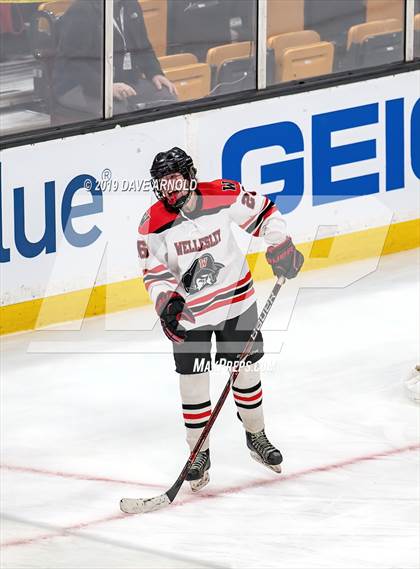 Thumbnail 3 in Austin Prep vs Wellesley (MAA Division 2 State Final) photogallery.