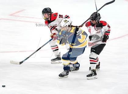 Thumbnail 2 in Austin Prep vs Wellesley (MAA Division 2 State Final) photogallery.