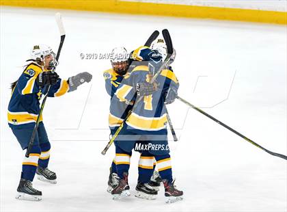 Thumbnail 3 in Austin Prep vs Wellesley (MAA Division 2 State Final) photogallery.