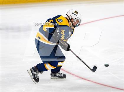 Thumbnail 3 in Austin Prep vs Wellesley (MAA Division 2 State Final) photogallery.