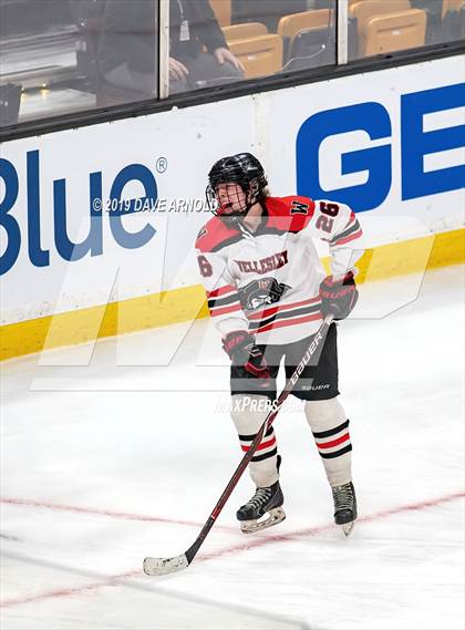 Thumbnail 1 in Austin Prep vs Wellesley (MAA Division 2 State Final) photogallery.