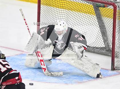 Thumbnail 3 in New Canaan vs. Notre Dame, WH (CIAC DI Semifinal) photogallery.