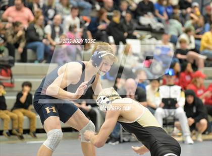 Thumbnail 2 in UHSAA 6A Divisional photogallery.