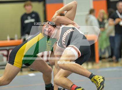 Thumbnail 1 in UHSAA 6A Divisional photogallery.