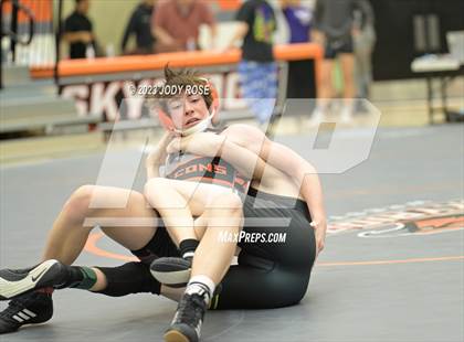 Thumbnail 2 in UHSAA 6A Divisional photogallery.