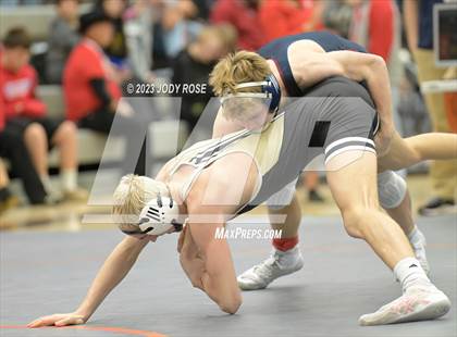 Thumbnail 3 in UHSAA 6A Divisional photogallery.