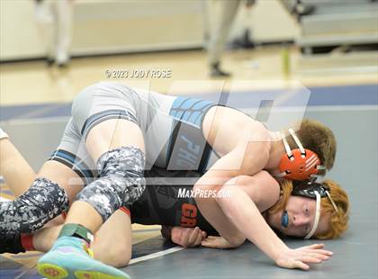 Thumbnail 2 in UHSAA 6A Divisional photogallery.